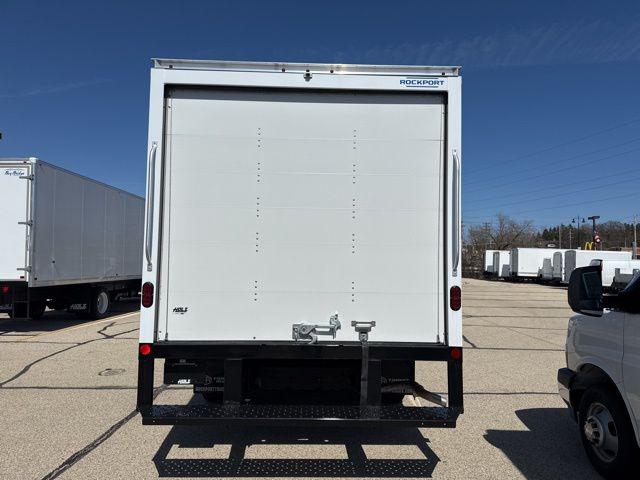 2025 Chevrolet Express Cutaway 4500 Van