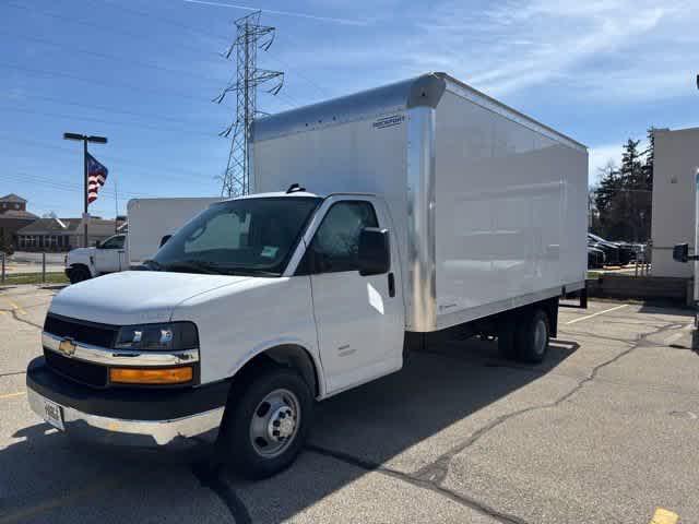 2025 Chevrolet Express Cutaway 4500 Van for sale in Hales Corners, WI