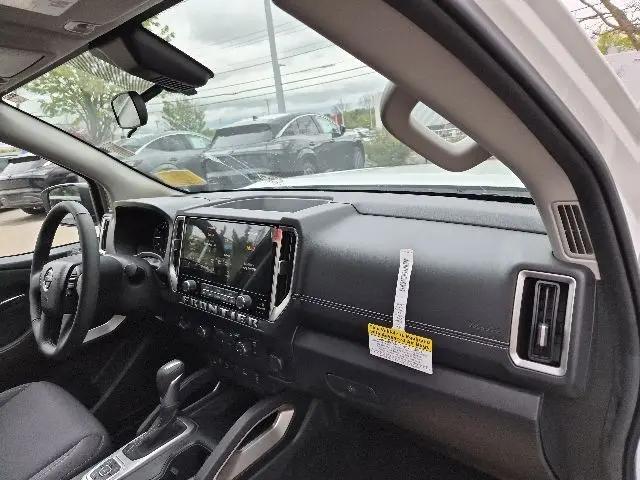 2026 Nissan Frontier Crew Cab SV 4x4