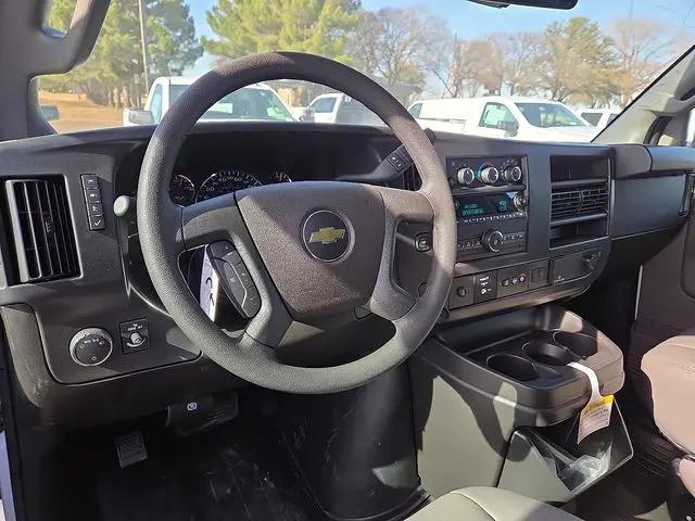 2025 Chevrolet Express Cargo Van RWD 2500 Regular Wheelbase WT
