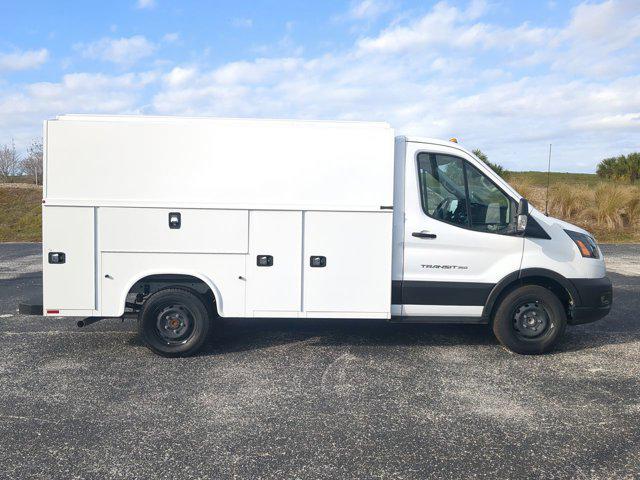2025 Ford Transit Cutaway Unknown