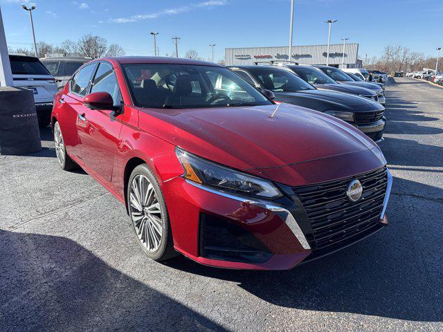 2023 Nissan Altima SL FWD