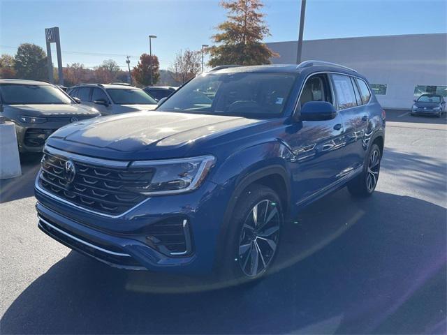 2025 Volkswagen Atlas 2.0T SEL Premium R-Line