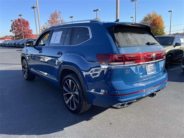2025 Volkswagen Atlas 2.0T SEL Premium R-Line