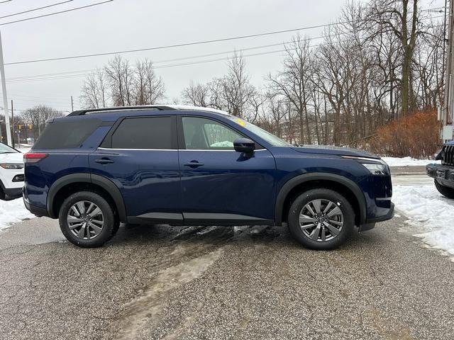 2025 Nissan Pathfinder SV 4WD