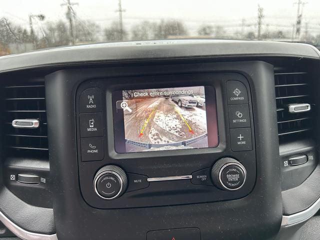 2022 Ram 1500 Big Horn Crew Cab 4x4 5'7" Box