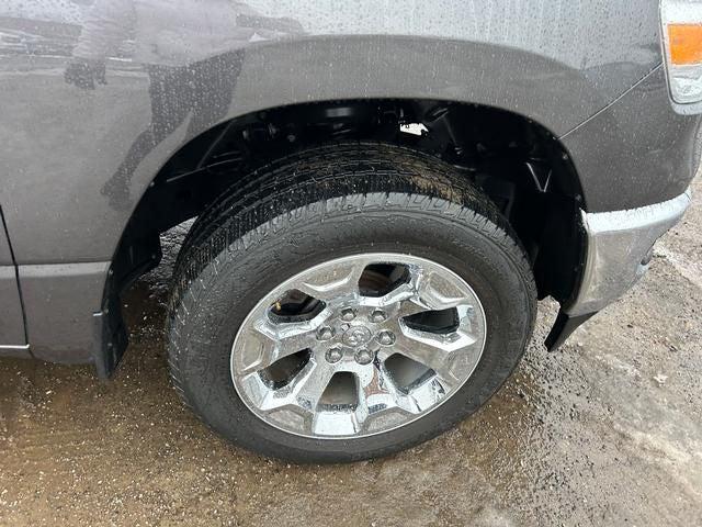 2022 Ram 1500 Big Horn Crew Cab 4x4 5'7" Box