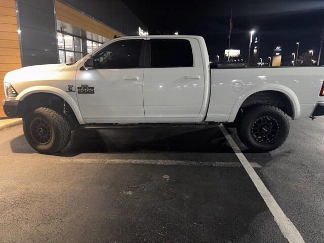 2017 RAM 2500 Laramie Crew Cab 4x4 64 Box