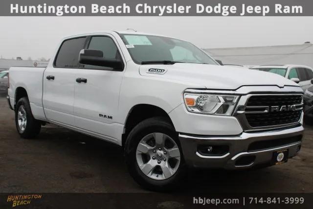 2024 RAM 1500 Big Horn Crew Cab 4x2 64 Box