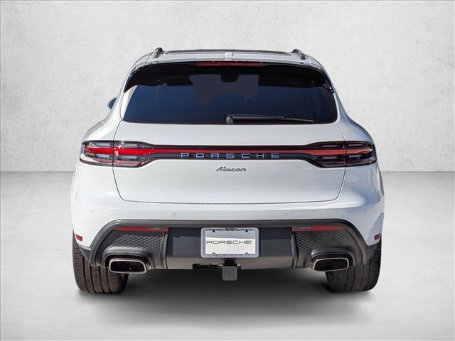 2026 Porsche Macan AWD