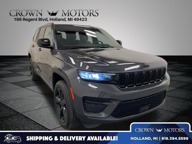 2023 Jeep Grand Cherokee Altitude's photo