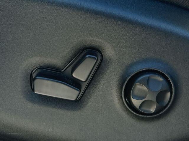 2025 Chrysler Pacifica Hybrid Select