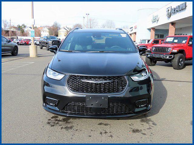 2026 Chrysler Pacifica Select AWD