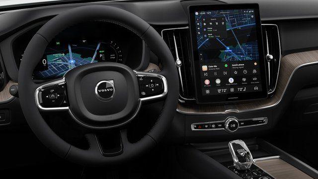 2026 Volvo XC60 B5 Plus