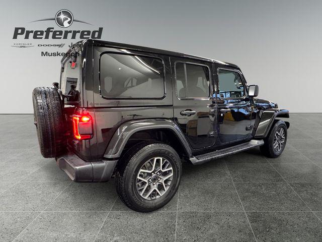 2026 Jeep Wrangler 4-Door Sahara 4x4