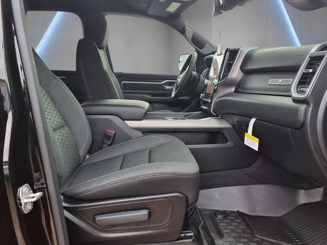 2026 Ram 1500 Lone Star Crew Cab 4x4 5'7" Box