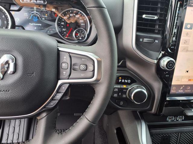 2026 Ram 1500 Lone Star Crew Cab 4x4 5'7" Box