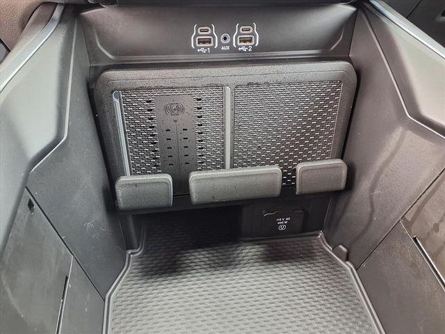 2026 Ram 1500 Lone Star Crew Cab 4x4 5'7" Box