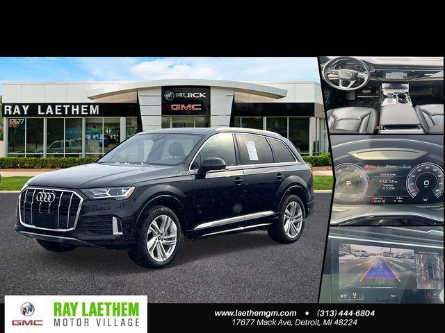 Mythos Black Metallic 2022 Audi Q7 quattro Premium Plus 45 TFSI SUV / Crossover All-Wheel Drive Automatic