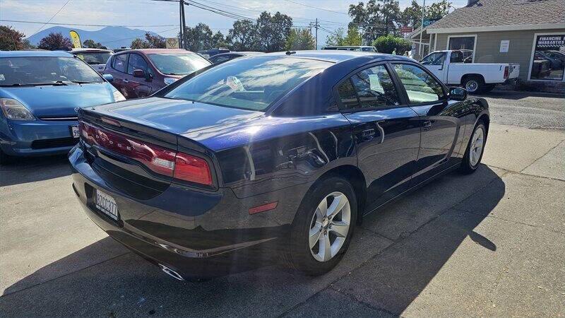 2012 Dodge Charger SE
