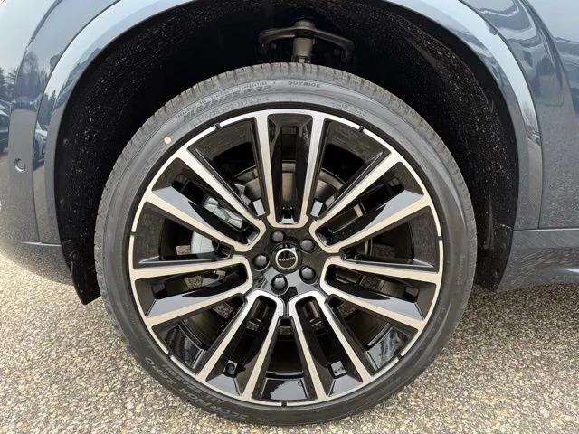 2026 Volvo XC90 B6 Plus 6-Seater