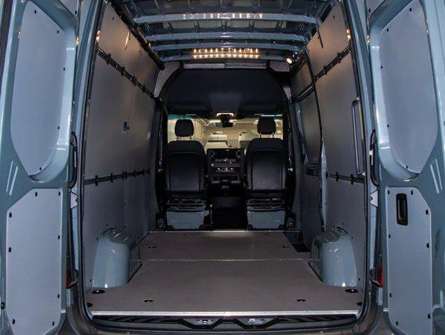 2025 Mercedes-Benz Sprinter 2500 Standard Roof 4-Cyl Diesel HO
