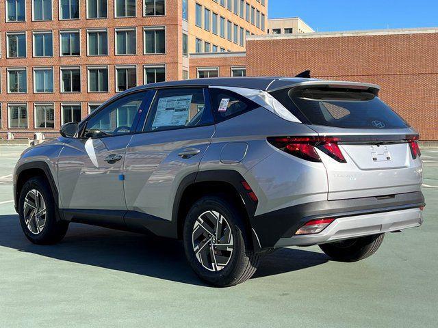 2026 Hyundai Tucson Hybrid Blue SE