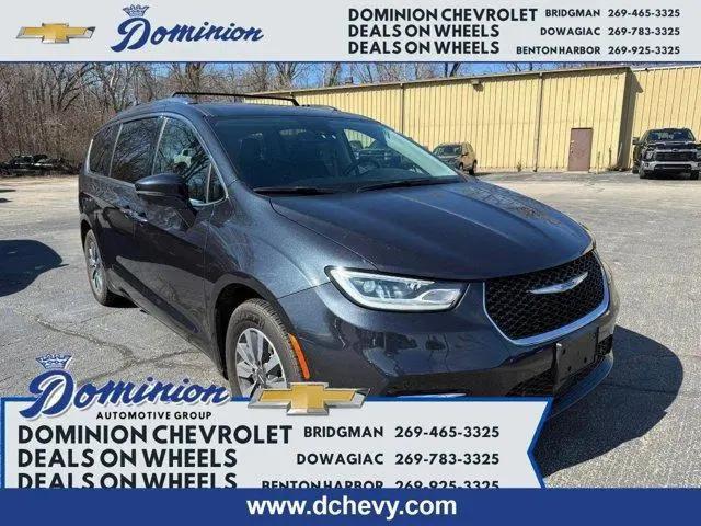 2021 Chrysler Pacifica Hybrid Touring L for sale in Bridgman, MI