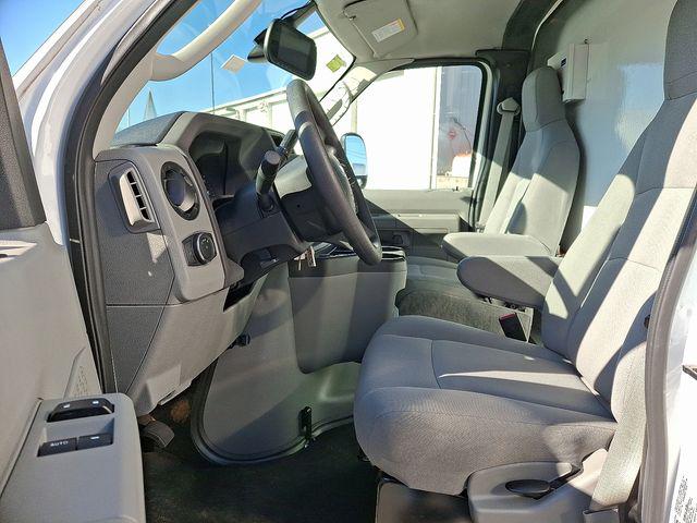 2024 Ford E-450 Cutaway Base DRW