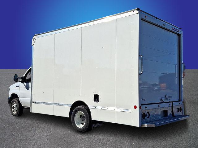 2024 Ford E-450 Cutaway Base DRW