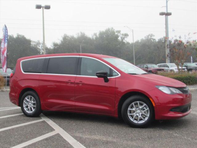 2026 Chrysler Voyager VOYAGER LX