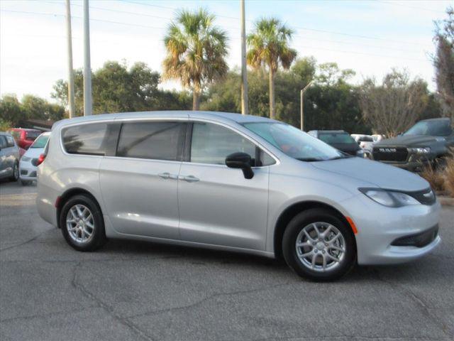 2026 Chrysler Voyager VOYAGER LX