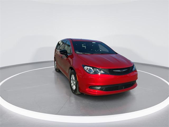 2026 Chrysler Voyager VOYAGER LX