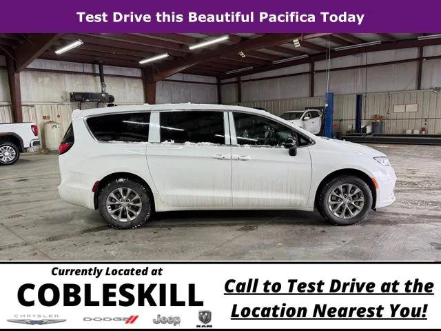 2026 Chrysler Pacifica PACIFICA SELECT AWD