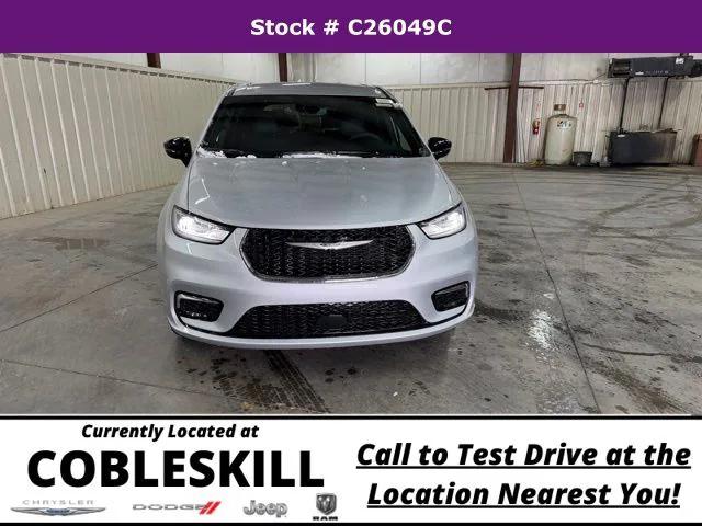 2026 Chrysler Pacifica PACIFICA SELECT AWD