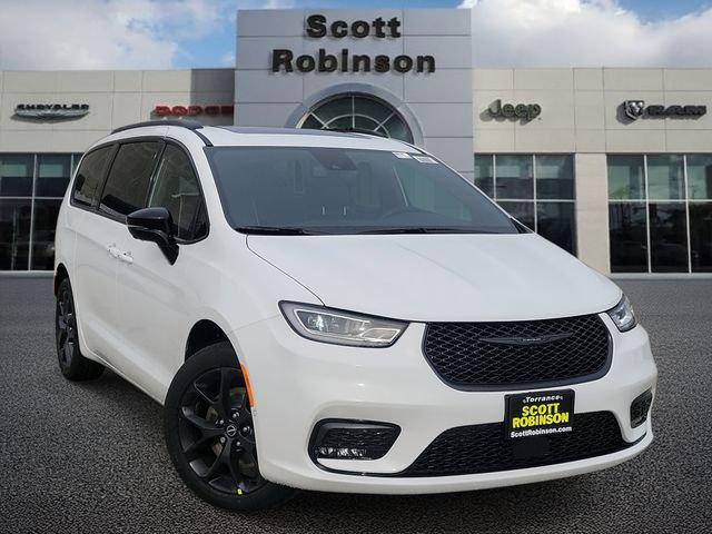 2026 Chrysler Pacifica PACIFICA LIMITED AWD