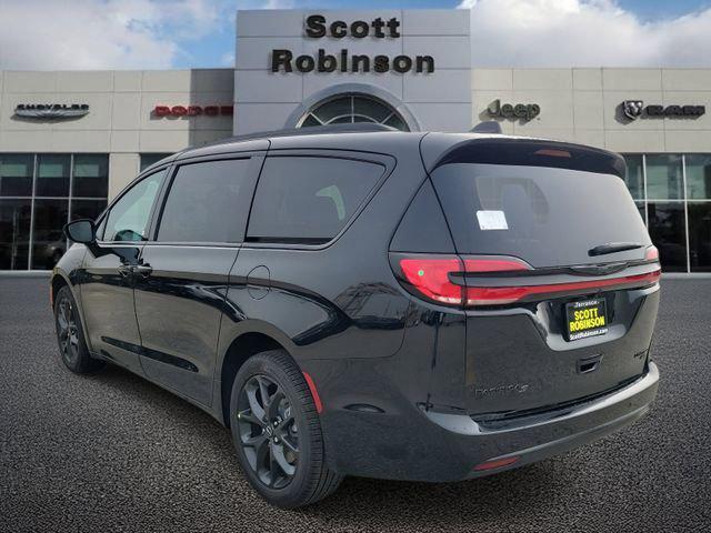 2026 Chrysler Pacifica PACIFICA LIMITED AWD
