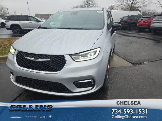 2026 Chrysler Pacifica PACIFICA SELECT AWD