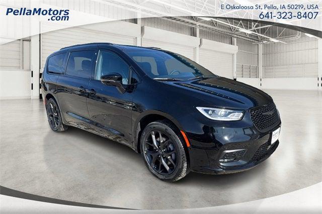 2026 Chrysler Pacifica PACIFICA LIMITED AWD