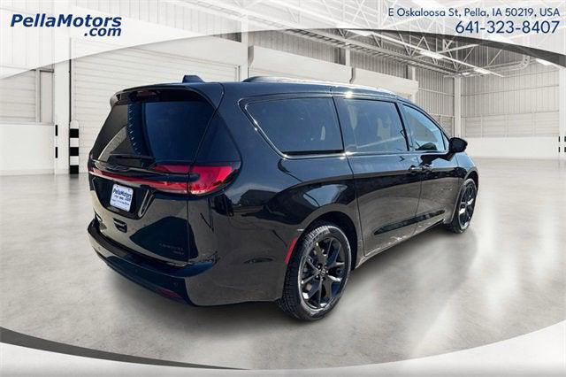 2026 Chrysler Pacifica PACIFICA LIMITED AWD