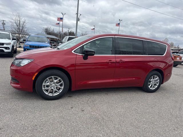 2026 Chrysler Voyager VOYAGER LX