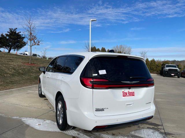 2026 Chrysler Pacifica PACIFICA LIMITED