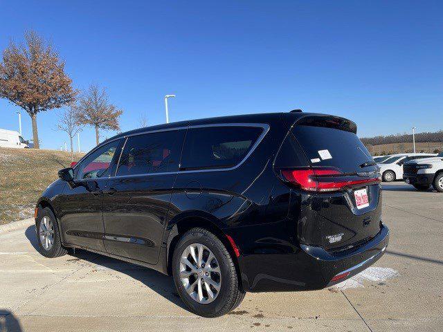 2026 Chrysler Pacifica PACIFICA LIMITED AWD