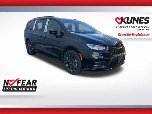 2026 Chrysler Pacifica PACIFICA LIMITED AWD