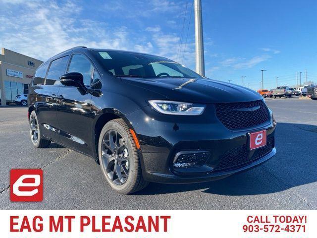 2026 Chrysler Pacifica PACIFICA LIMITED