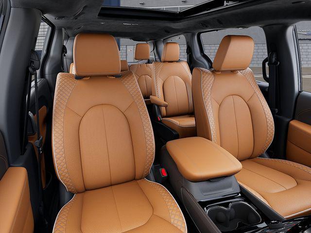 2026 Chrysler Pacifica Pinnacle AWD