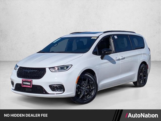 2026 Chrysler Pacifica Limited for sale in Valencia, CA