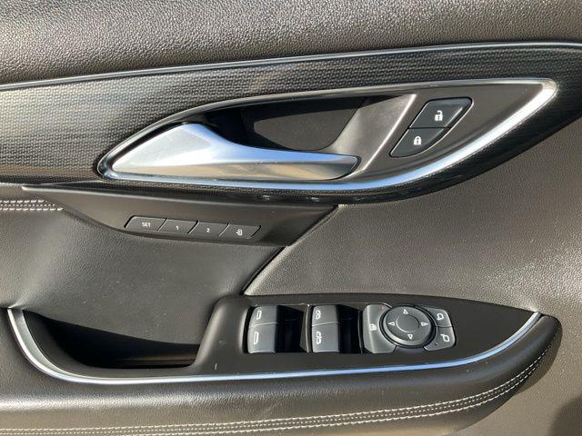 2023 Buick Envision Essence FWD