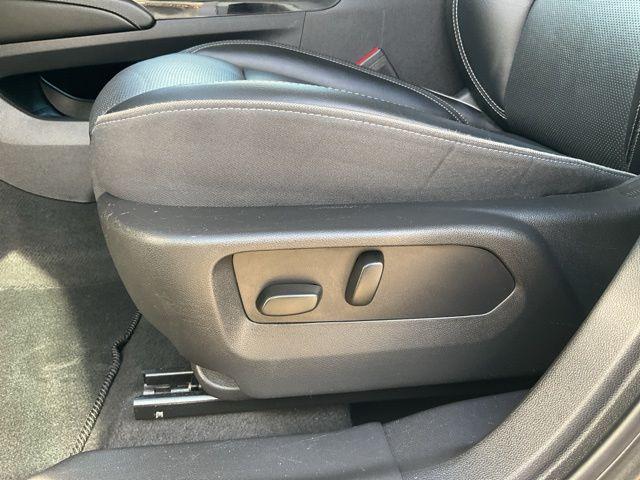 2023 Buick Envision Essence FWD