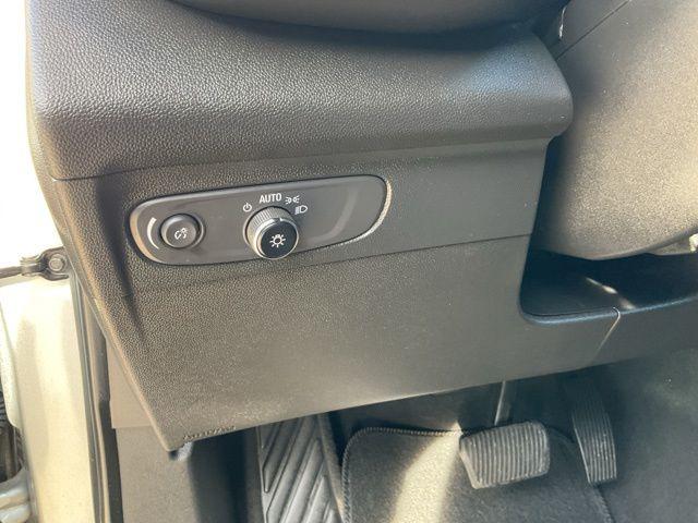 2023 Buick Envision Essence FWD
